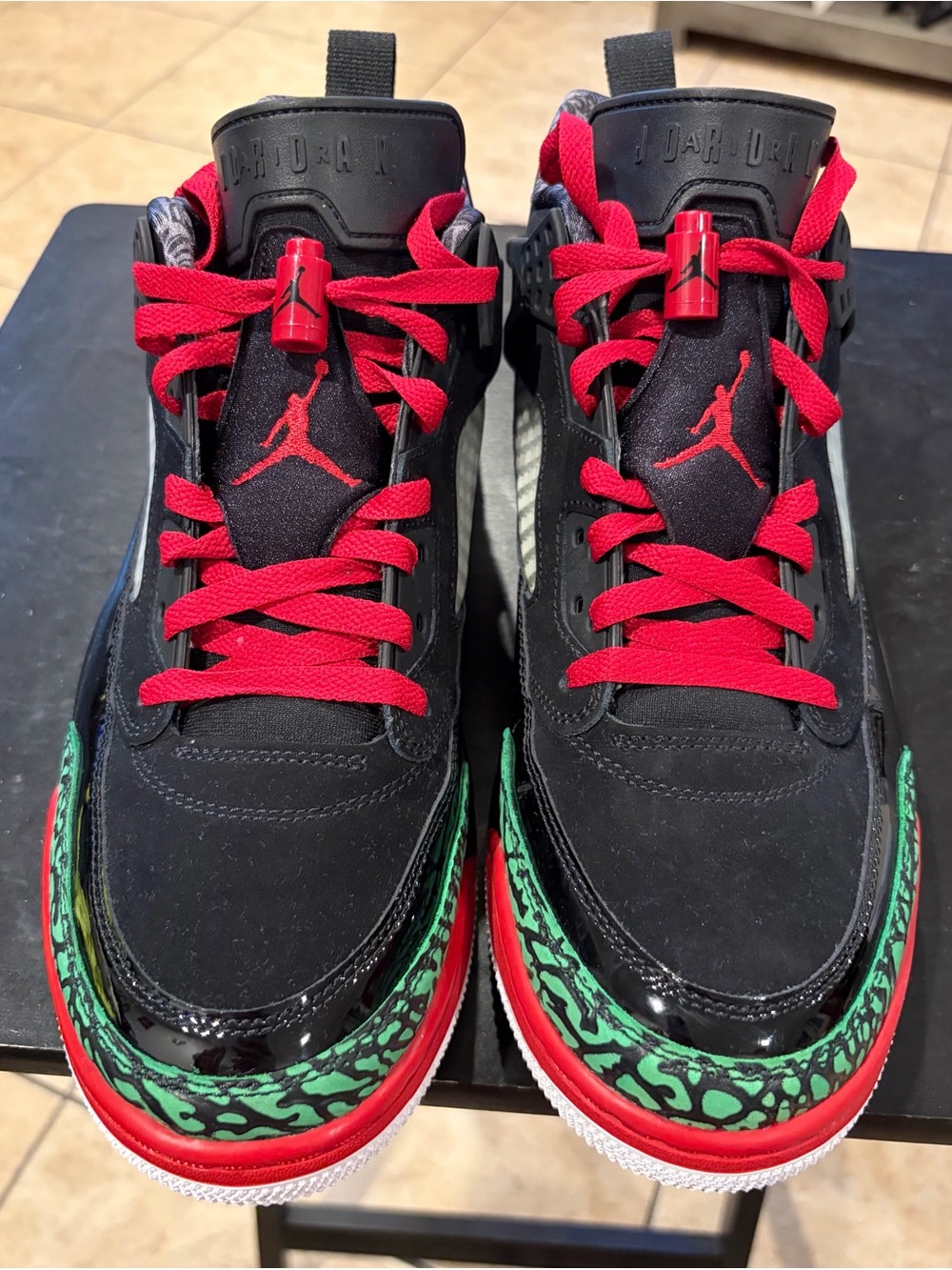 Nike Jordan Spizike “black varsity red”featuring unique circular patches on heal